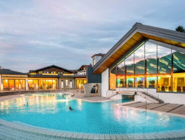 Heiltherme Bad Vigaun (c) Medizinisches Zentrum Bad Vigaun Heiltherme Bad Vigaun (c) Medizinisches Zentrum Bad Vigaun