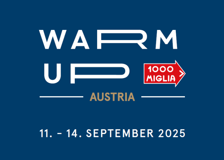 Logo per il Warm Up 1000 Miglia Austria, 11-14 settembre 2025 su sfondo blu.