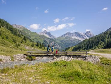 Rezerwat przyrody Riedingtal to raj dla węDrowców. Ostre granie i wysokie szczyty gó, krystalicznie czyste jeziora, przytulne górskie chaty i piękne szlaki piesze.