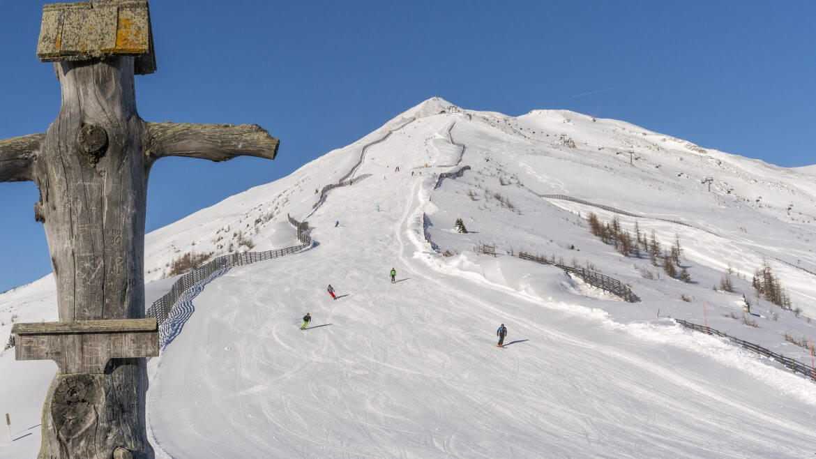 Przyjazna rodzinom stacja narciarska Großeck-Speiereck oferuje, dzięki położeniu na wys. 2400 m n.p.m., pewny śnieg od końca listopada do Wielkanocy.
