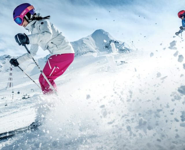 Białe szaleństwo na lodowcu Kitzsteinhorn sprawia wiosną nawet jeszcze większą frajdę, niż w środku kalendarzowej zimy.