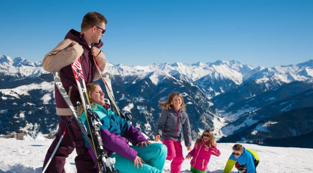 Nie ma nic piękniejszego od nart w wiosennym słońcu w ośrodkach narciarskich Ziemi Salzburskiej.