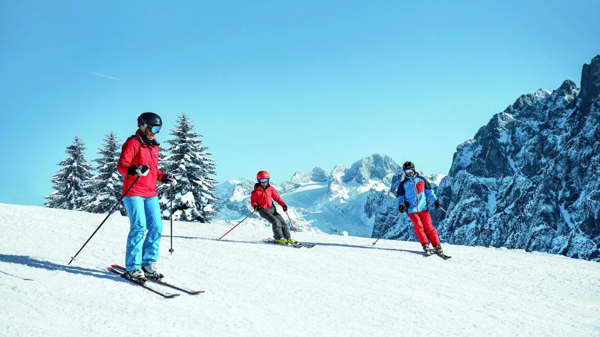 Na granicy między Ziemią Salzburską a regionem Salzkammergut w Górnej Austrii leży ośrodek narciarski Dachstein West.