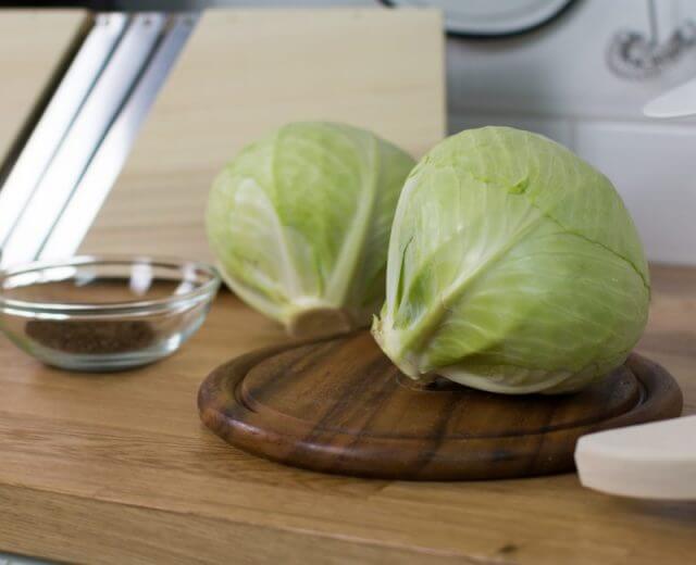 Kapusta należy do najpowszechniejszych i najzdrowszych warzyw na Ziemi Salzburskiej. Klasycznie podaje się ją w formie surówki do mięs.